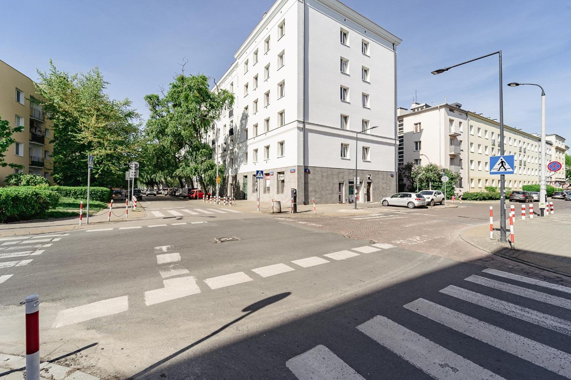 Warsaw Inside Wola & Businessアパートメント エクステリア 写真
